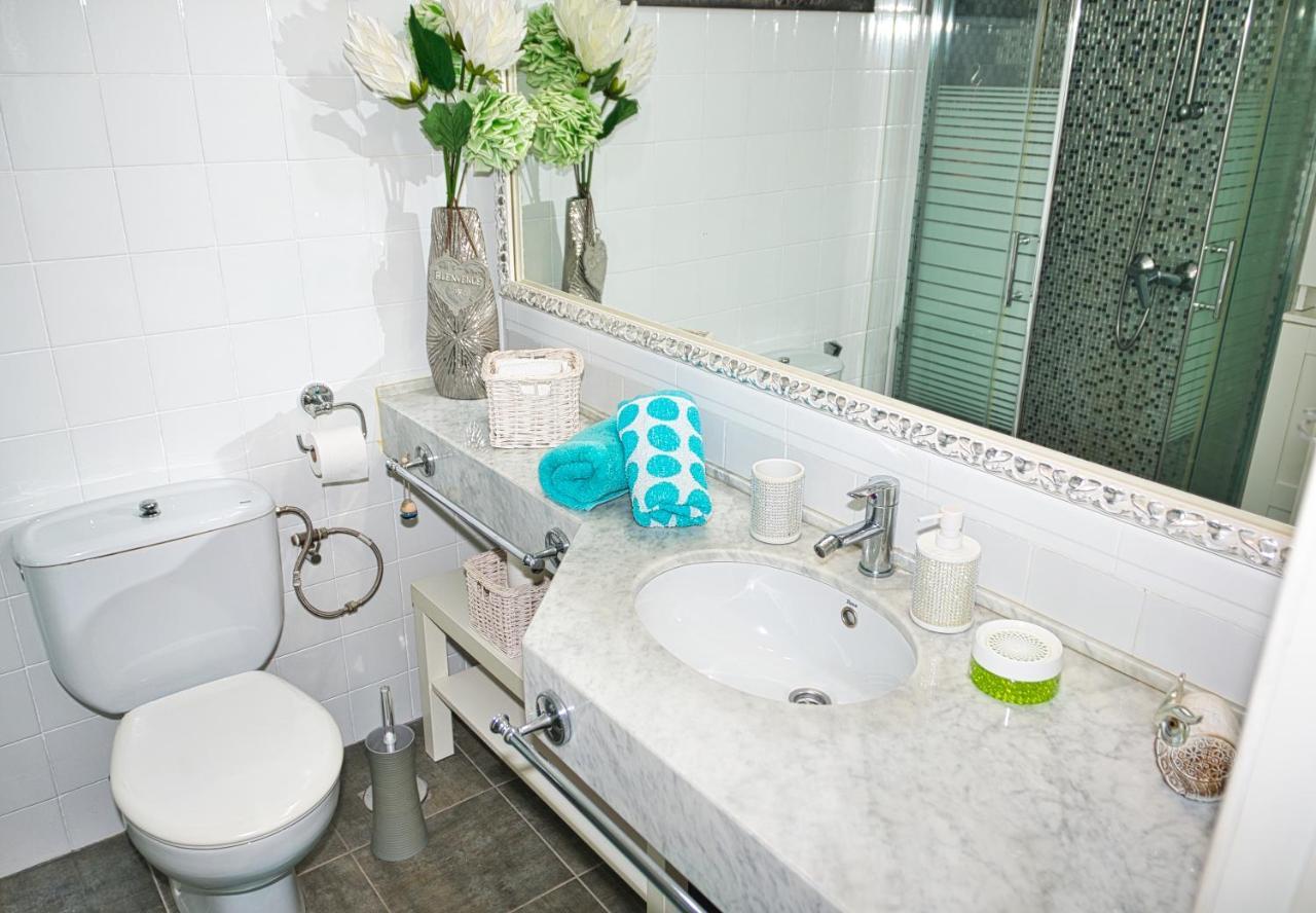 Malibu 2 Apartamento Con Aire Acondicionado, Campo De Tennis Y Piscina Con Solarium Puerto Rico  Exterior photo